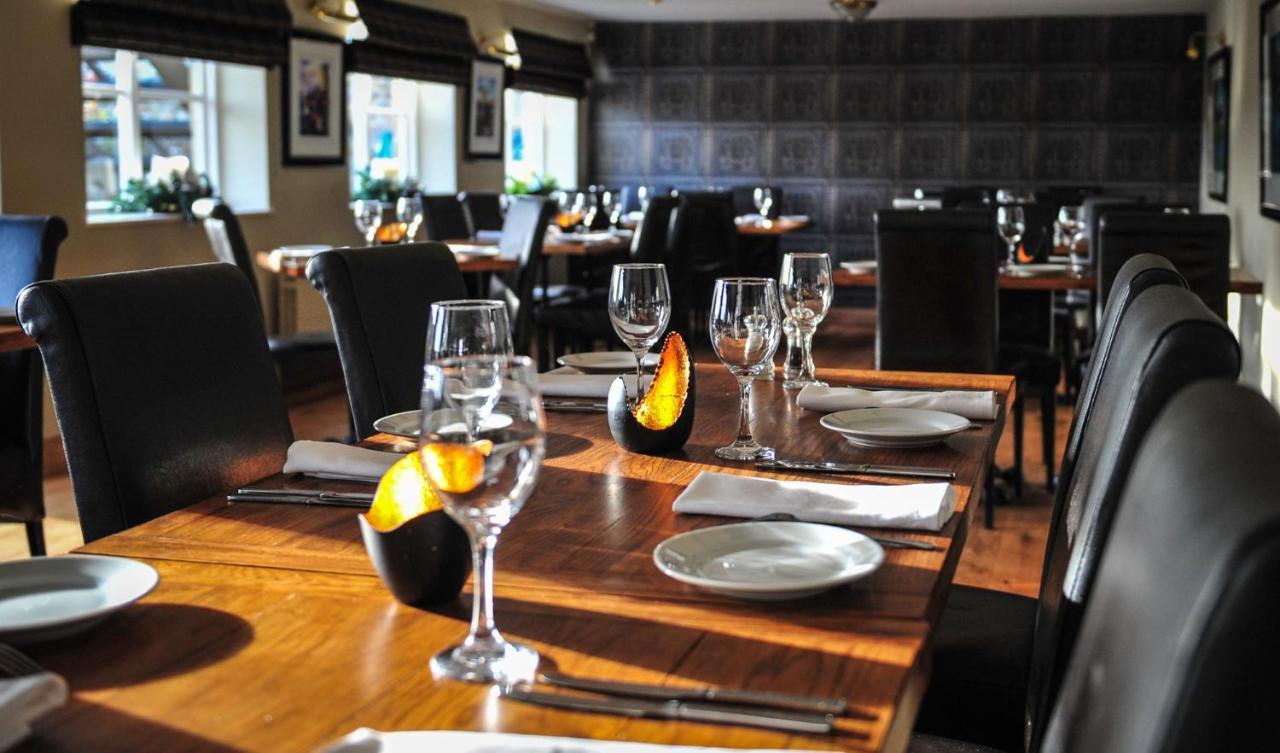 The Wyvill Arms Hotel เลย์เบิร์น ภายนอก รูปภาพ